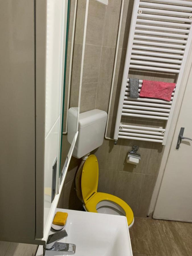 Private Rooms Belgrade Hostel Luaran gambar