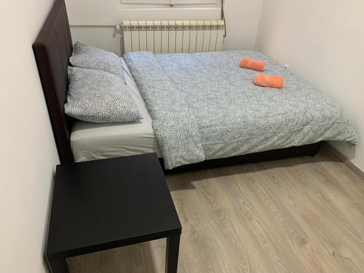 Private Rooms Belgrade Hostel Luaran gambar